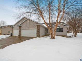 7500 W Legacy St, Sioux Falls, SD 57106