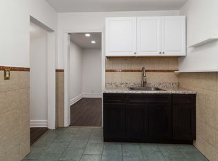 31-24 Steinway St #2, Astoria, NY 11103