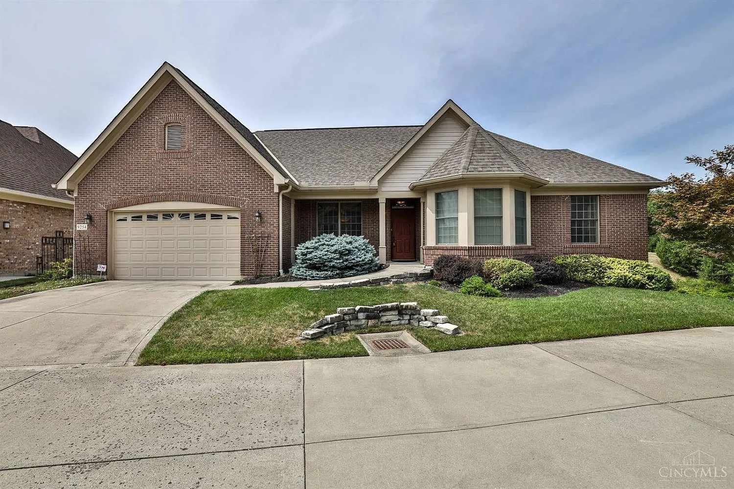 9254 Geromes Way photo 1