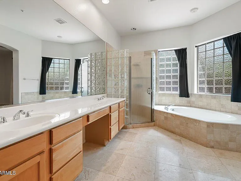 22503 N 76th Pl — Photo 14