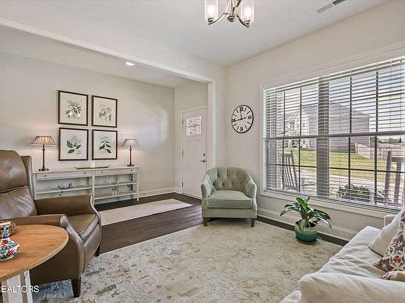 5th image of 9415 Valentine Meadow Rd