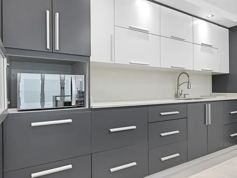 Cond Los Pinos Este 6410 Ave Isla Verde Apt 3A — Photo 5