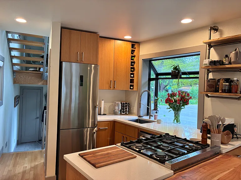 3300 Southshore Blvd — Photo 5