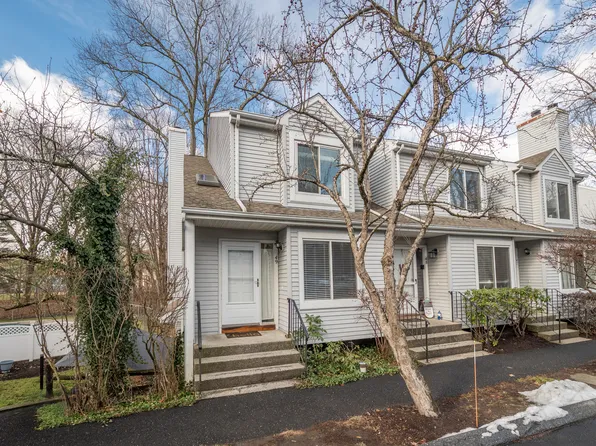 20 East Pembroke Road #49, Danbury, CT 06811