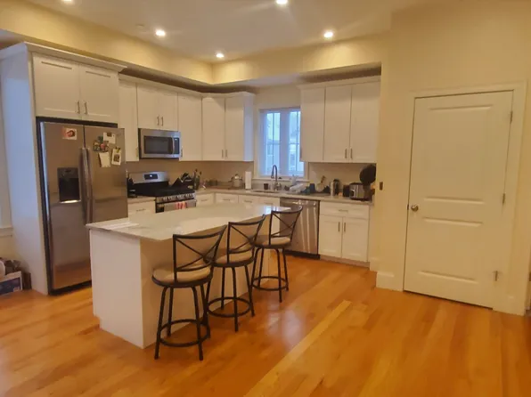 7 Sparhawk St #B, Brighton, MA 02135