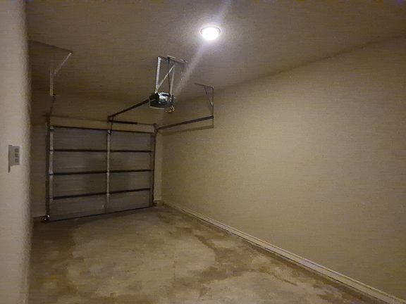 5th image of 6866 Lakeview Dr