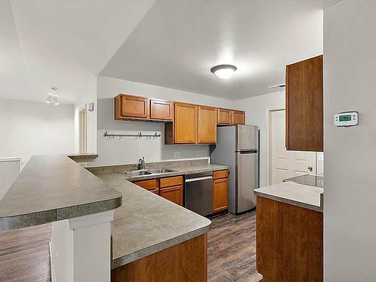 47855 Cardiff Ave — Photo 16