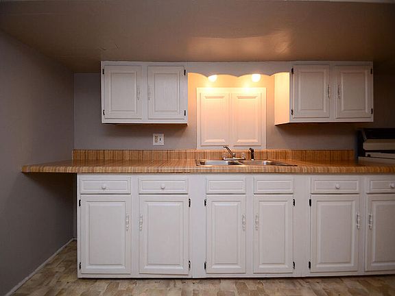 5th image of 4904 Chicago St APT 10