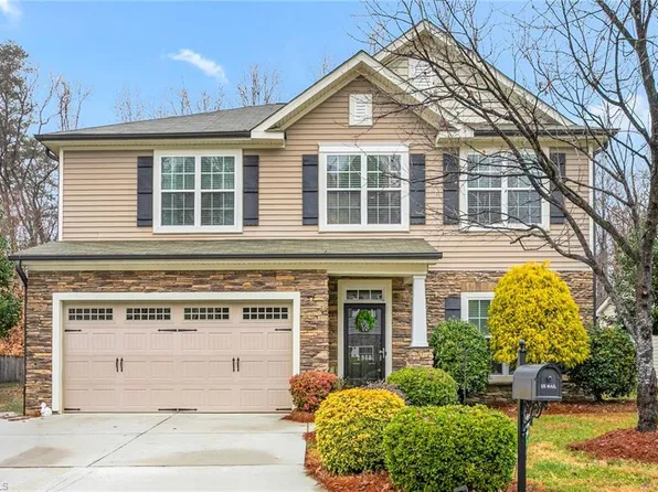 2919 Victoria Falls Dr, Burlington, NC 27215