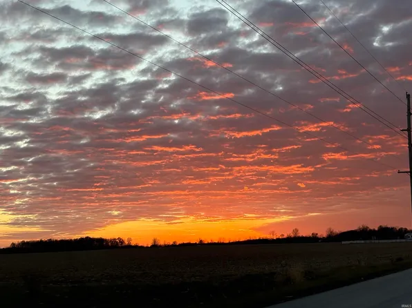 2573 S 300 W, Peru, IN 46970