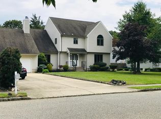 608 Yellowbrick Rd, Brick, NJ 08724