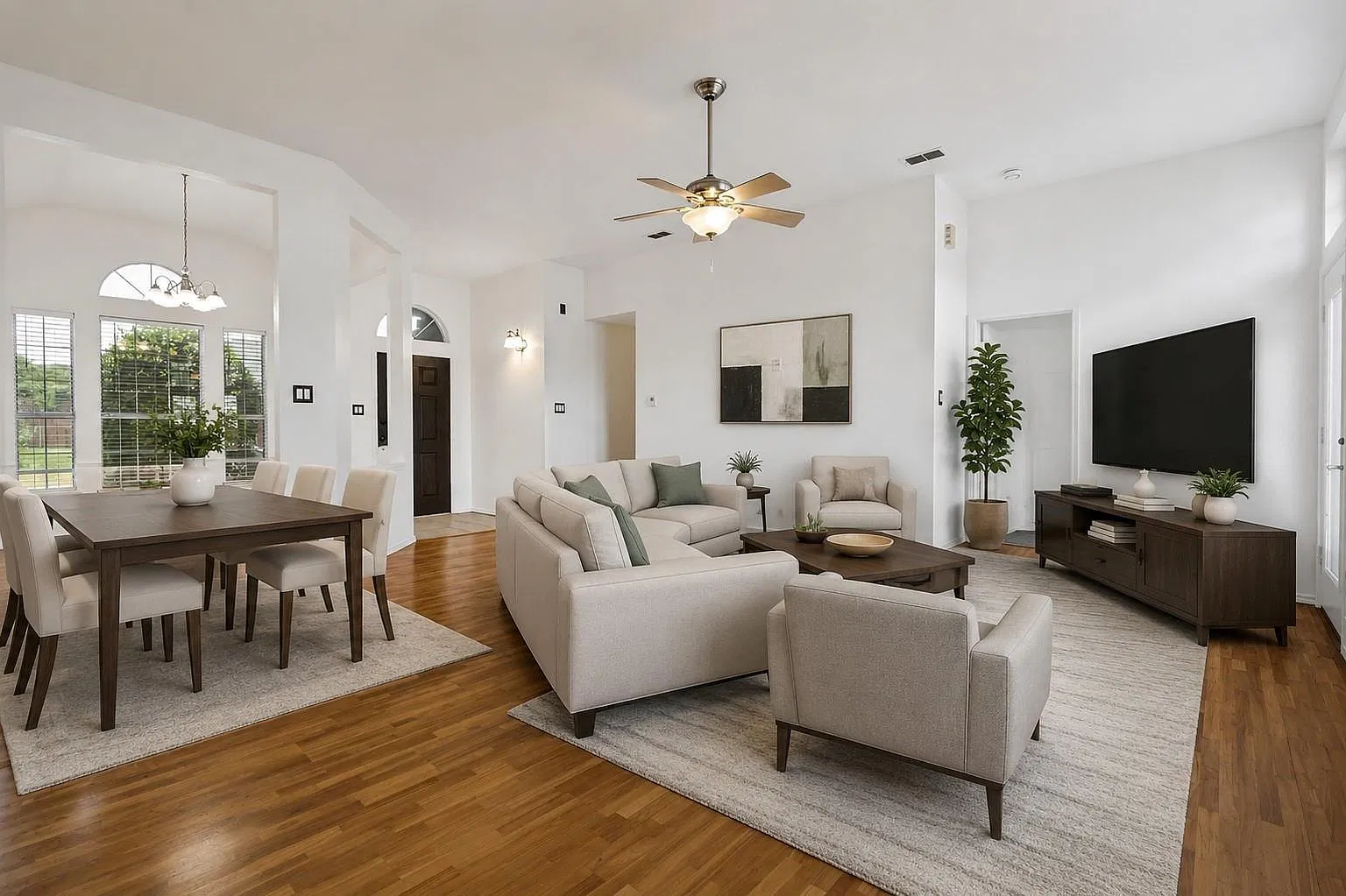 3 bed, 1667 sqft, $2,550 — Photo 1