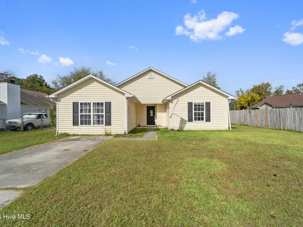 1302 Navarro Loop, Jacksonville, NC 28540
