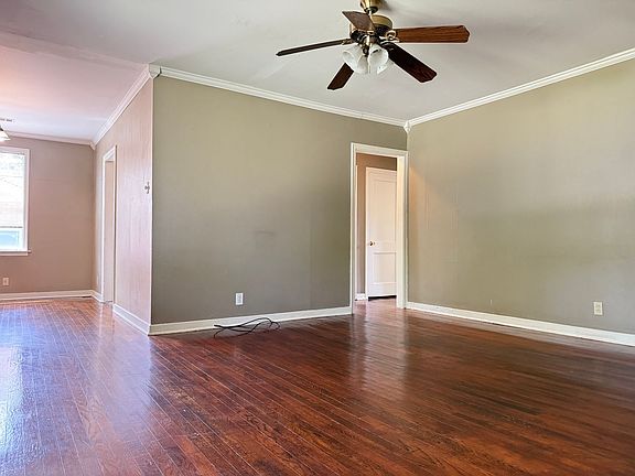 3rd image of 6404 Longwood Rd