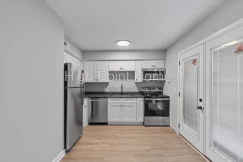 400 Gallery Ln #D4 Photo 1
