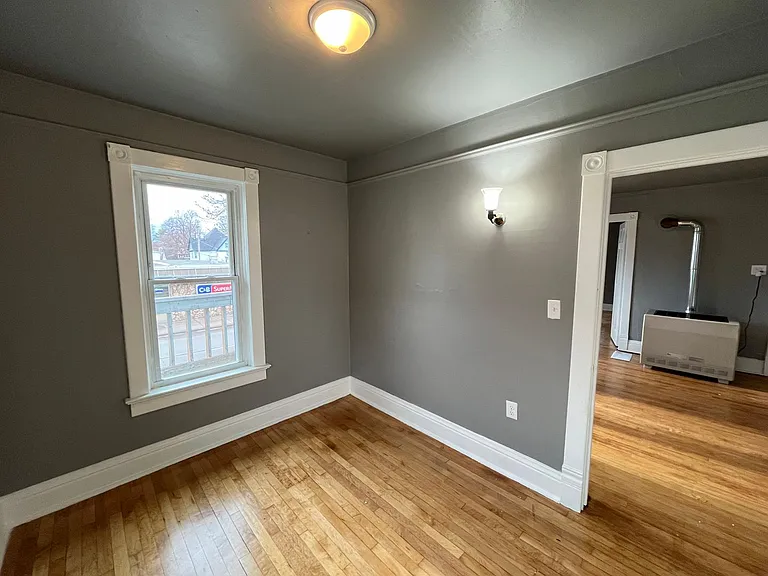 637 S 3rd Ave — Photo 11