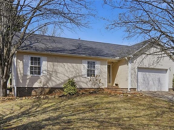 2nd image of 4217 Chilton Way