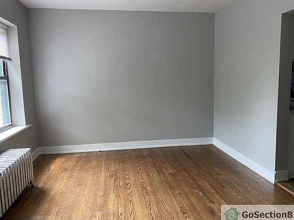 3rd image of 7317 S East End Ave APT 2W