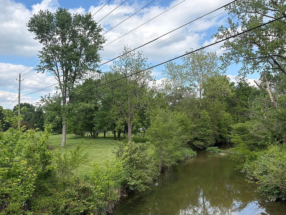 1st image of 0 Bluff Rd