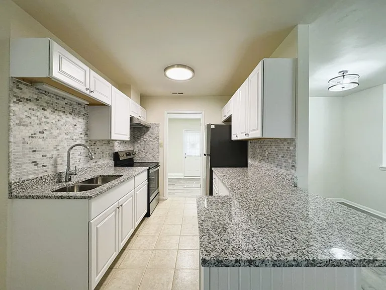 3060 Pewter Rd — Photo 6
