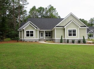 201 Stirrup Ln, Thomasville, GA 31757