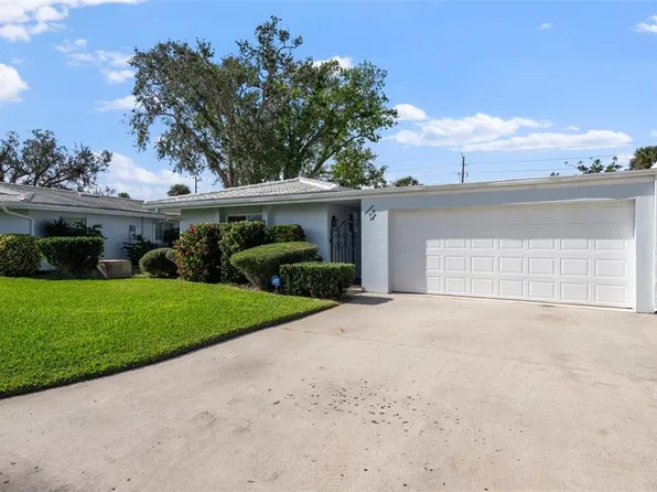 1348 Westport Ln #1405, Sarasota, FL 34232