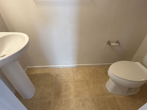 7722_sandy_springs_c_08262024