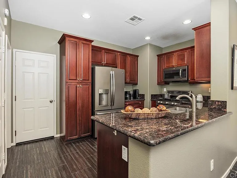 4014 Backshore Ct — Photo 5