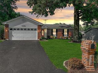 430 Eagle Ridge Dr, Saint Peters, MO 63376