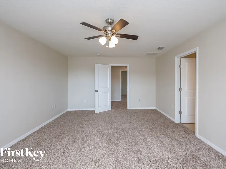 36051 Carriage Pine Ct — Photo 9