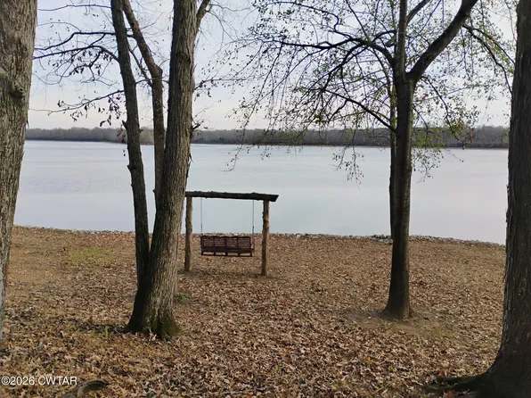 10 Nells Knob Cv, Bath Springs, TN 38311