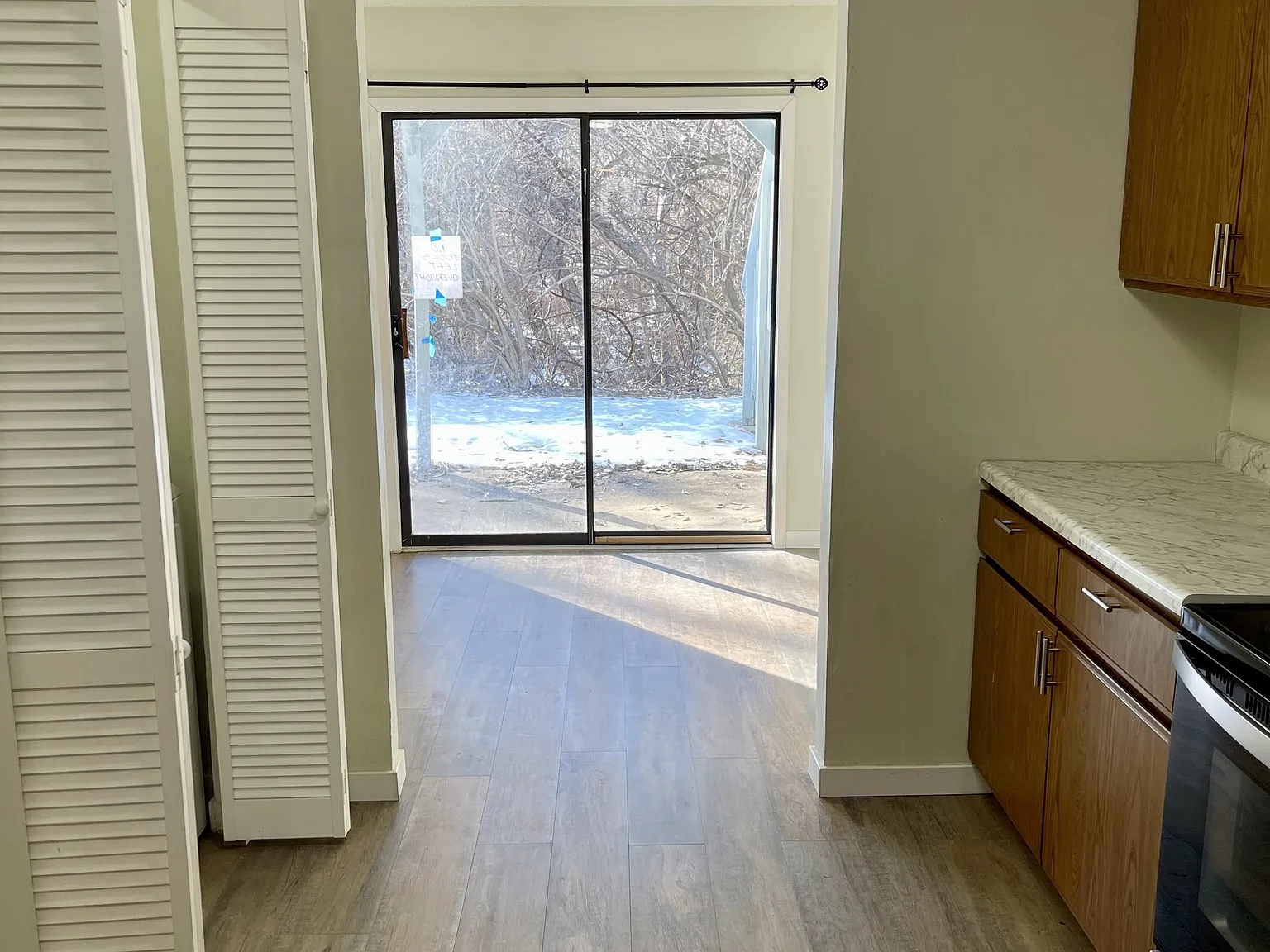 828 E Prairie Hill Dr - Unit... — Photo 2