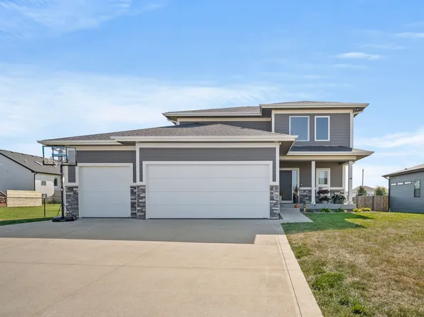 2820 Partlow St, Norwalk, IA 50211