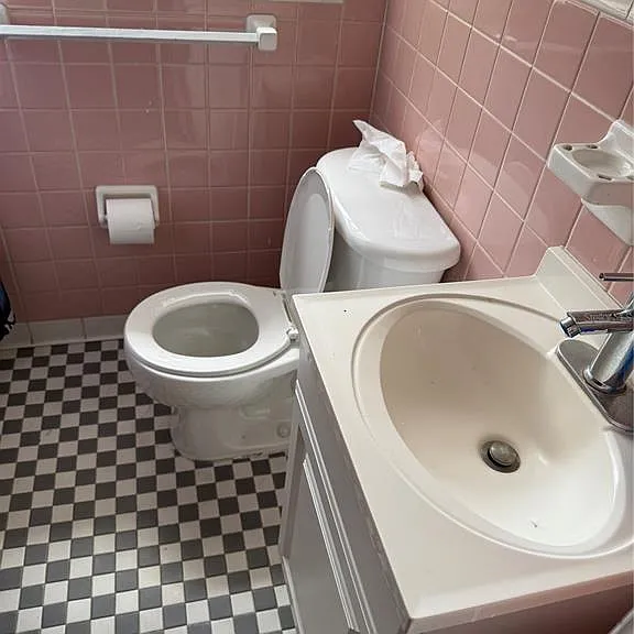 1247 Lakeview Dr — Photo 20