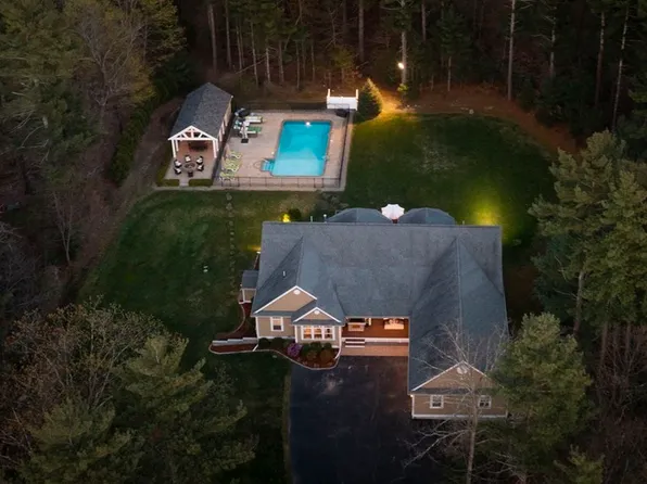 21 Old Mill Rd, Norfolk, MA 02056