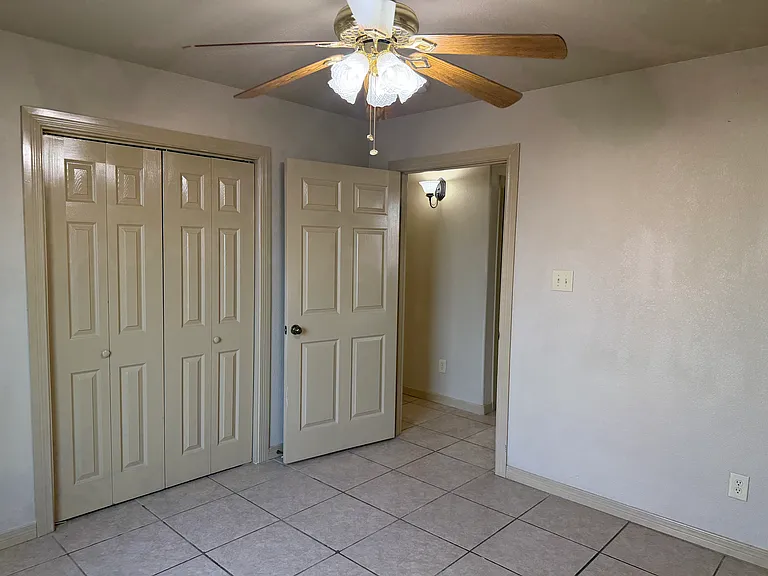3501 Paroquia St — Photo 14