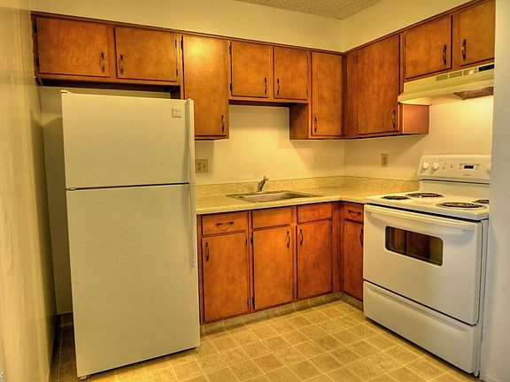 Spacious kitchen