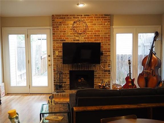 3rd image of 3601 Lawton Ave