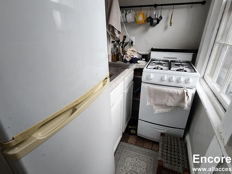 9 Champney Pl #2 — Photo 10