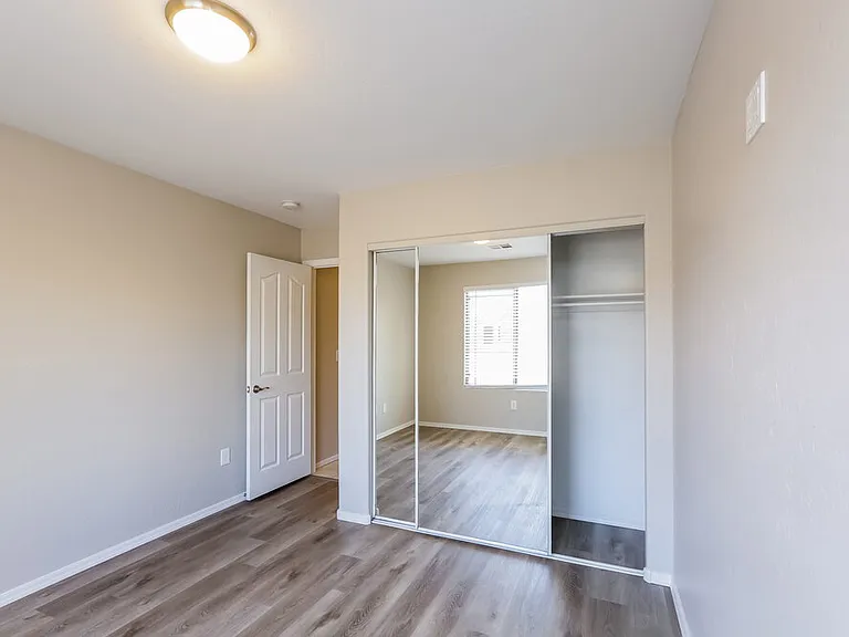 1510 N Saddle St — Photo 14
