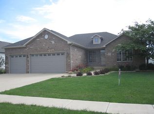 1676 Carriage Ln, Bourbonnais, IL