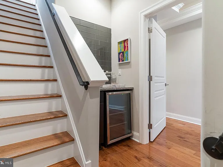 1232 S 23rd St — Photo 31