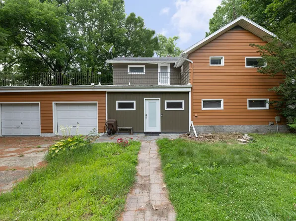 11218 N River Rd, Constantine, MI 49042