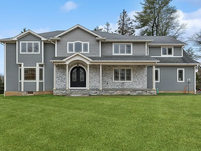 25 Jones Ct — Photo 2