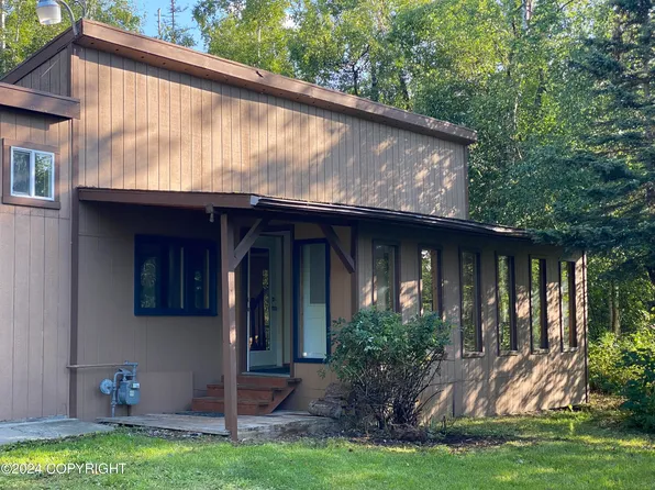 4555 E Birch Dr, Wasilla, AK 99654