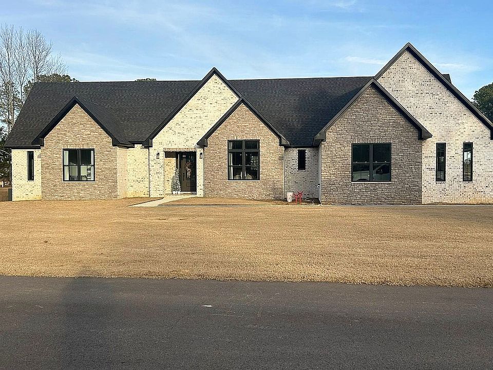 1st image of 60088 Chickasaw Dr