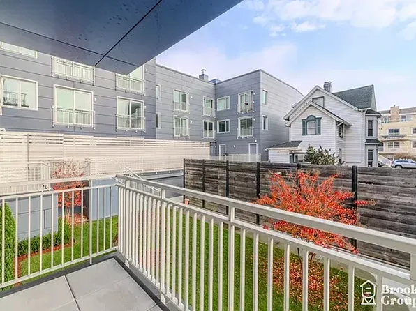 101-19 Rockaway Beach Avenue image 5 of 37