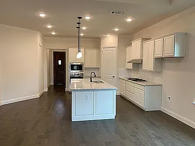 3 bed, 2146 sqft, $3,600 — Photo 4