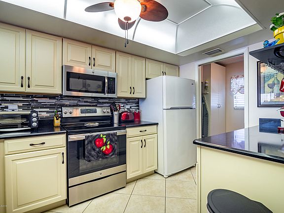 4th image of 250 S Sykes Creek Pkwy APT 708