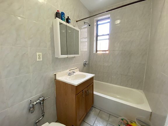 4th image of 39-29 58th St #B7